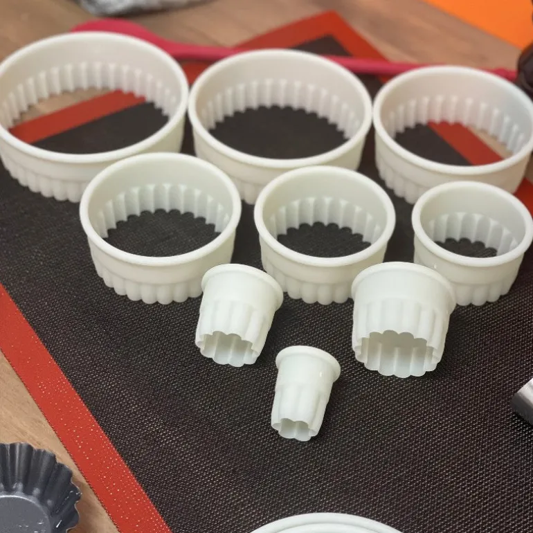 Cortapastas profesional redondo rizado (9 uds)