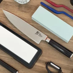 Cuchillo del chef shun 20 cms con funda de madera