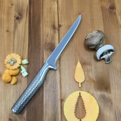 Cuchillo deshuesador forjado global 16 cms hoja GF-31