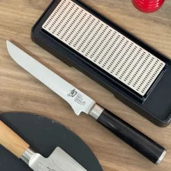 Cuchillo deshuesar shun 15 cms