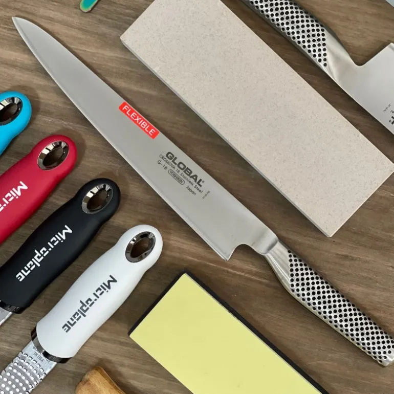 Cuchillo fileteador flexible Global G-18