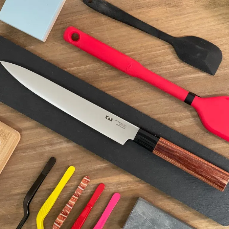 Cuchillo Fileteador Seki Magoroku Redwood Kai 21 Cms