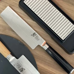 Cuchillo Nakiri Shun 16.5 Cms