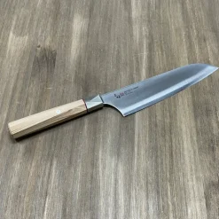 Cuchillo Santoku Zanmai Beyond 18 Cms