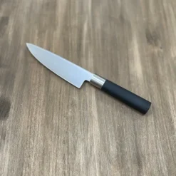 Cuchillo Wasabi Black cebollero 15 Cms