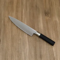 Cuchillo Wasabi Black cebollero 20 Cms