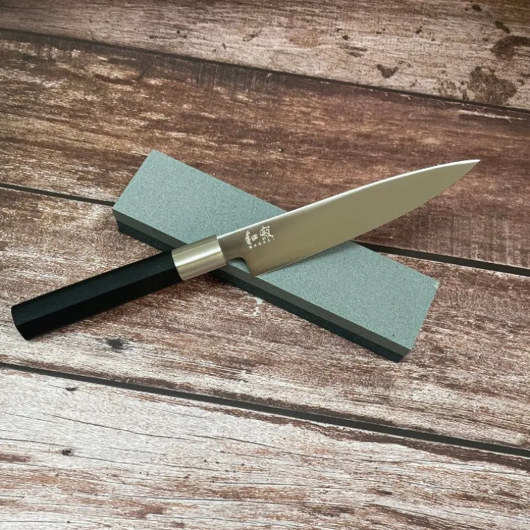 Cuchillo Wasabi Black office 15 Cms