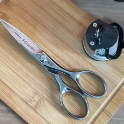 Tijera de cocina 3 claveles Grand Cuisine